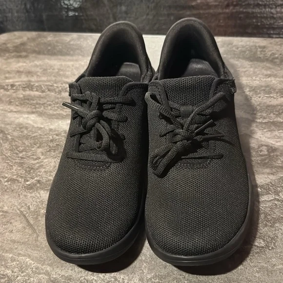 Kizik Madrid Eco Knit Slip On Hands Free Athletic Shoe Sneaker W 8.5/ M 7. Used - Picture 5 of 8